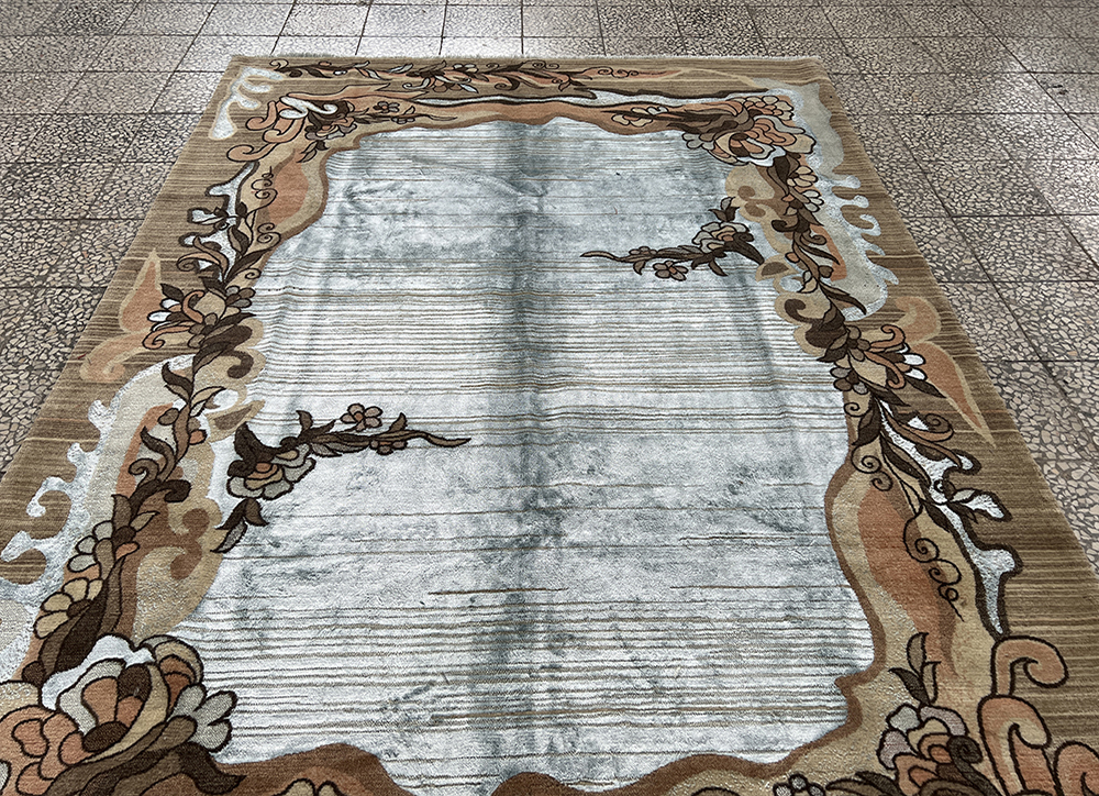 فرش پشمی کد : W0064CSH-B ( زمینه کرم ، حاشیه شکلاتی ) ، آبی هارمونیک